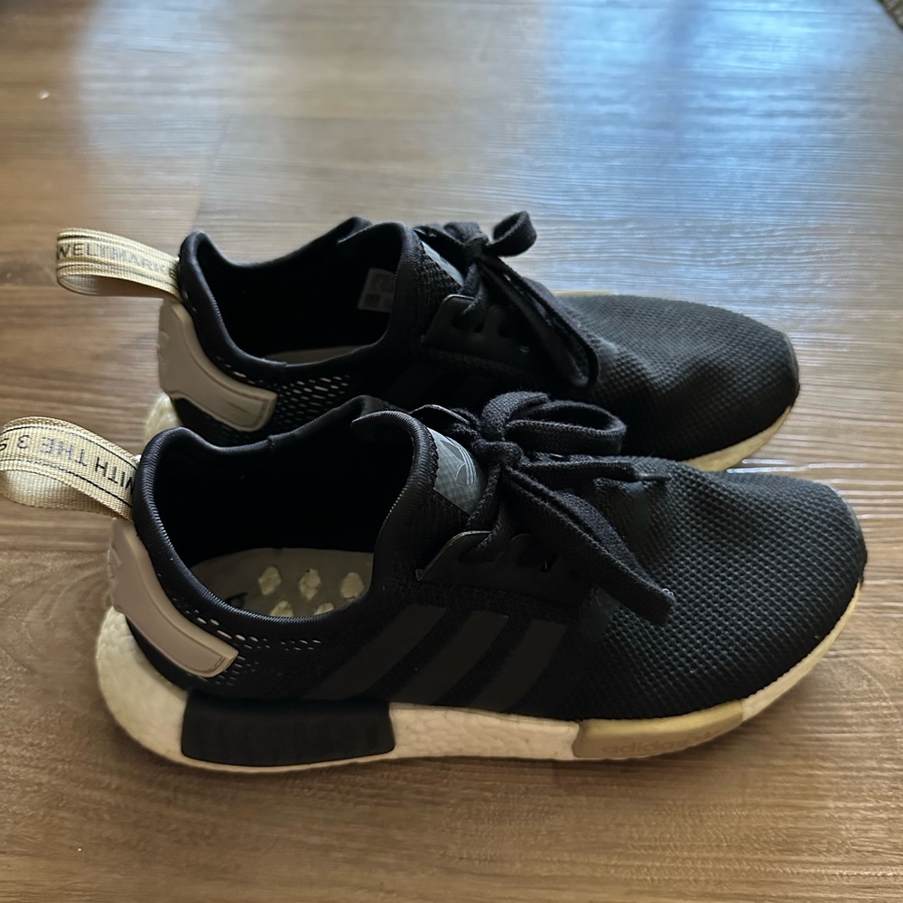 Adidas NMR R1